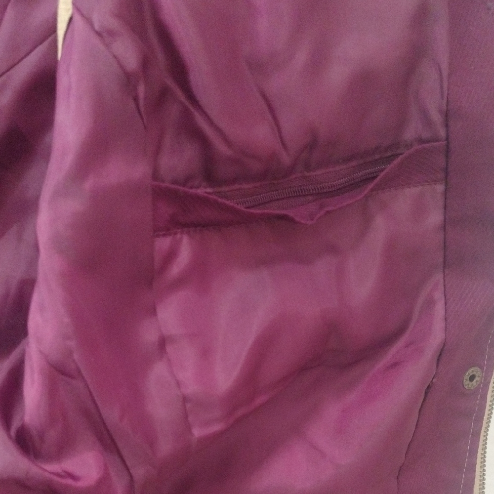 Magellan Outdoors Women's Vest - Plum and Khaki - Picture 14 of 16